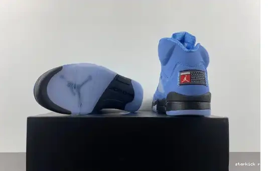 Jordan DV1310-401 Air RETRO 5  “UNC”  DV1310-401 0630